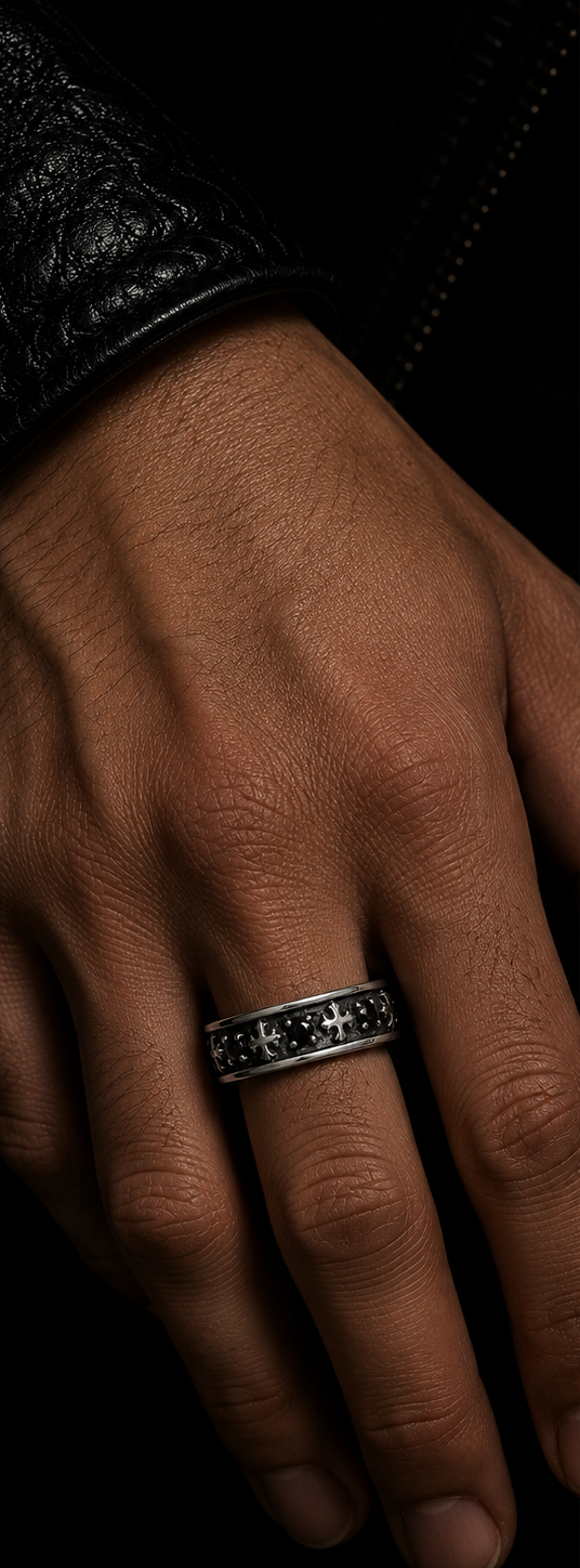 Nocturne Cross Ring
