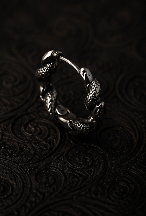 Serpent Noir Earring