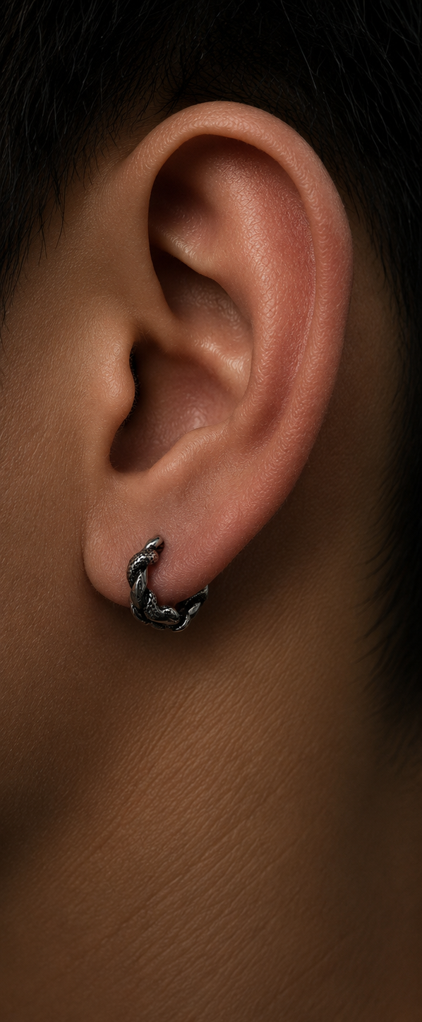 Serpent Noir Earring