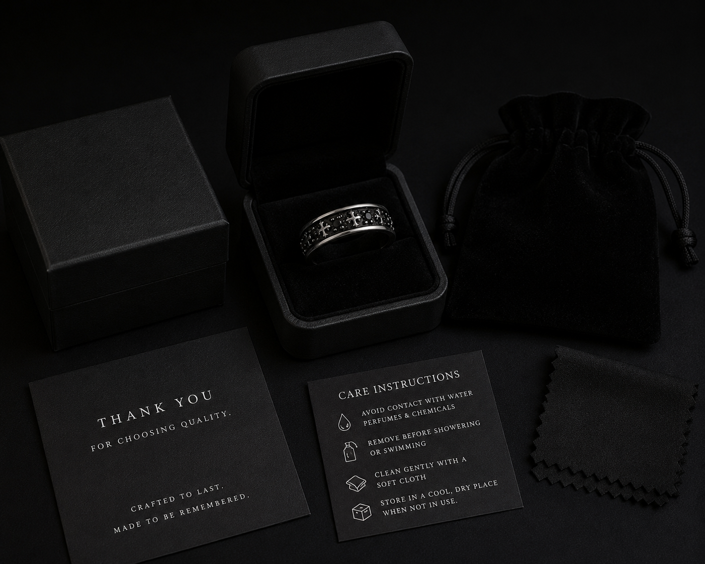 Nocturne Cross Ring